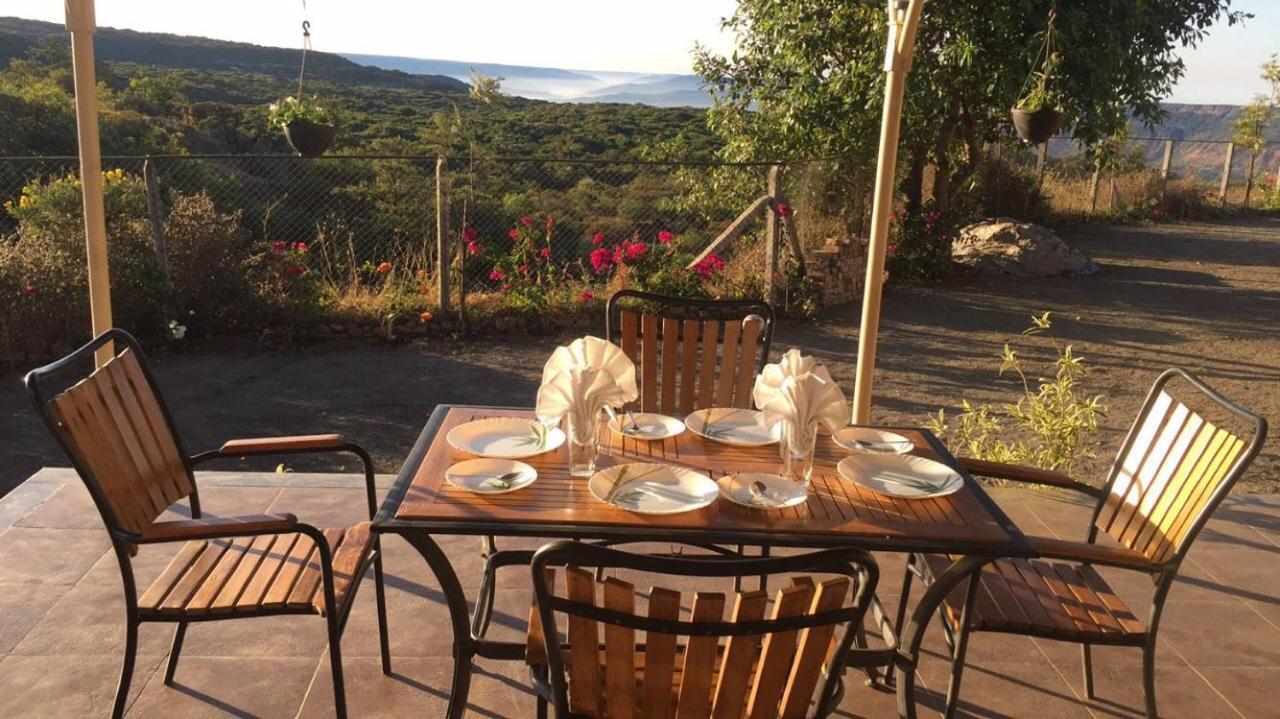 Suryamala Bunglows Villa Mahābaleshwar Exteriör bild