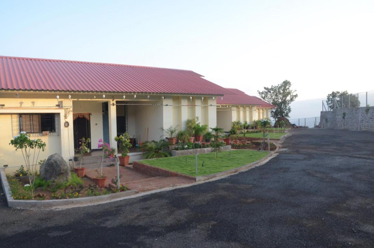 Suryamala Bunglows Villa Mahābaleshwar Exteriör bild